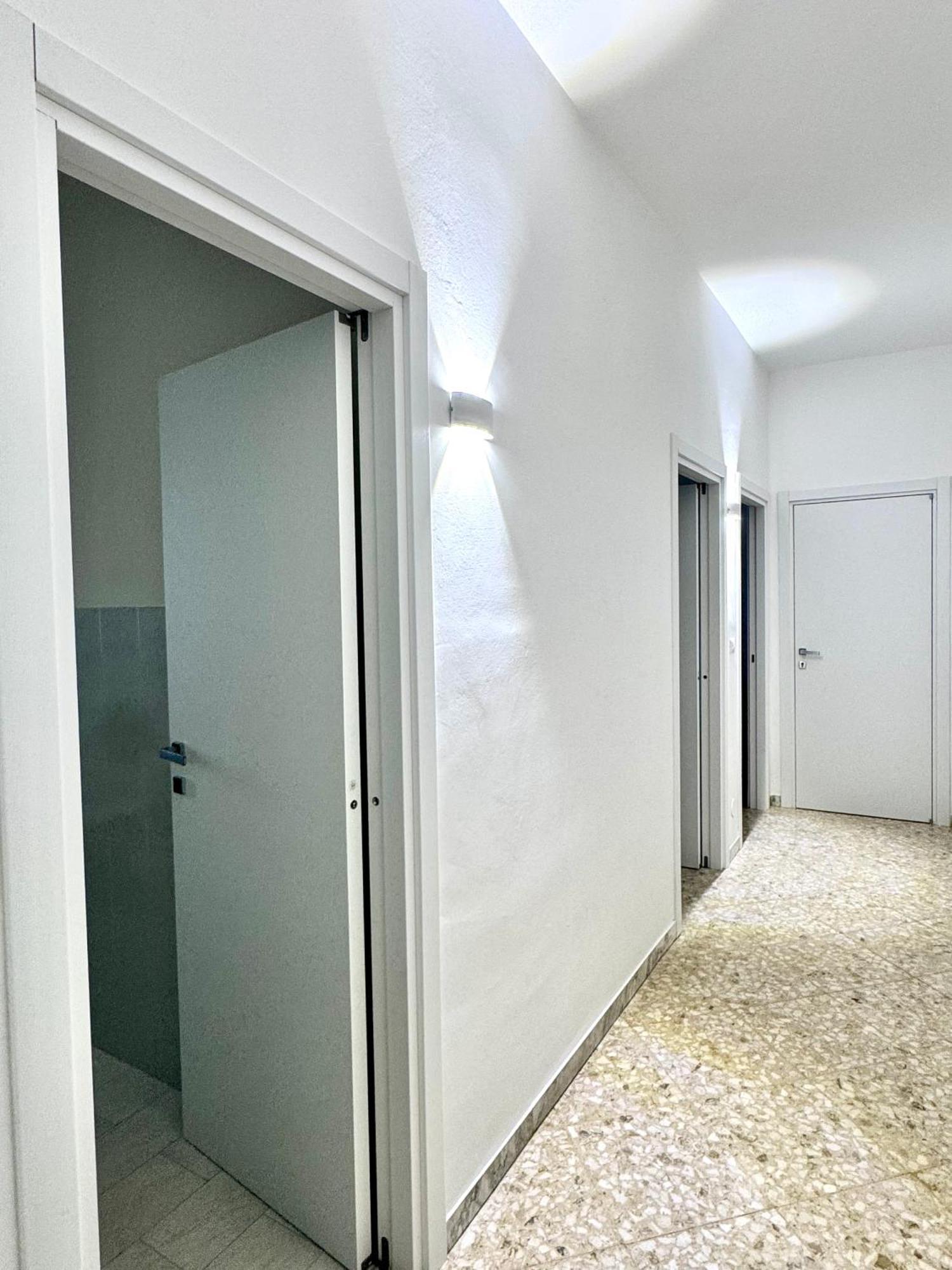 Aliste Apartment Brindisi Exteriör bild